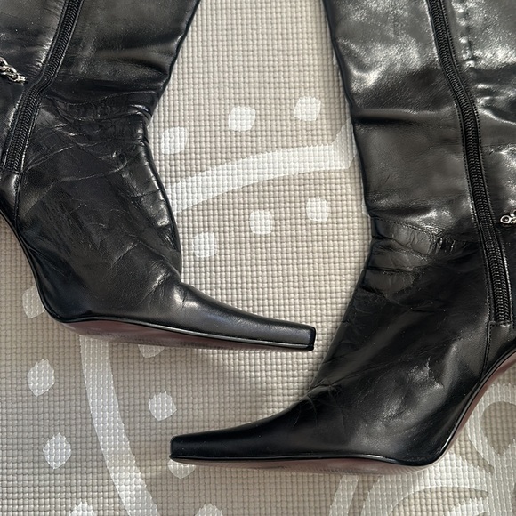 🚫SOLD🚫Nine West Patent Leather Size 9 Boots - Picture 5 of 17